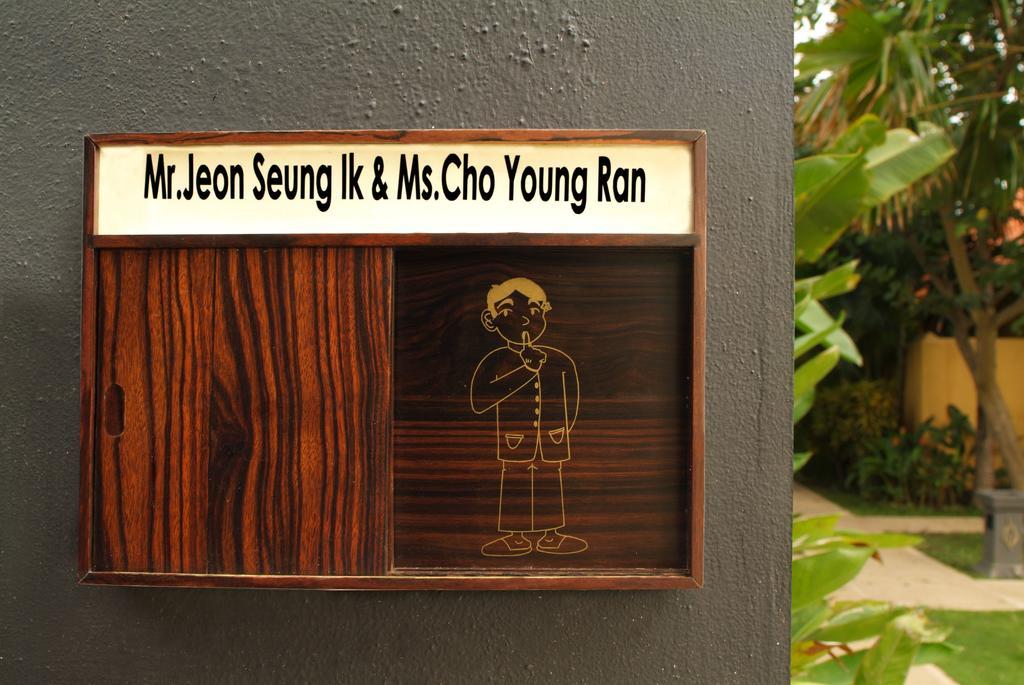 Alaya Dedaun Kuta Villa Legian  Ngoại thất bức ảnh